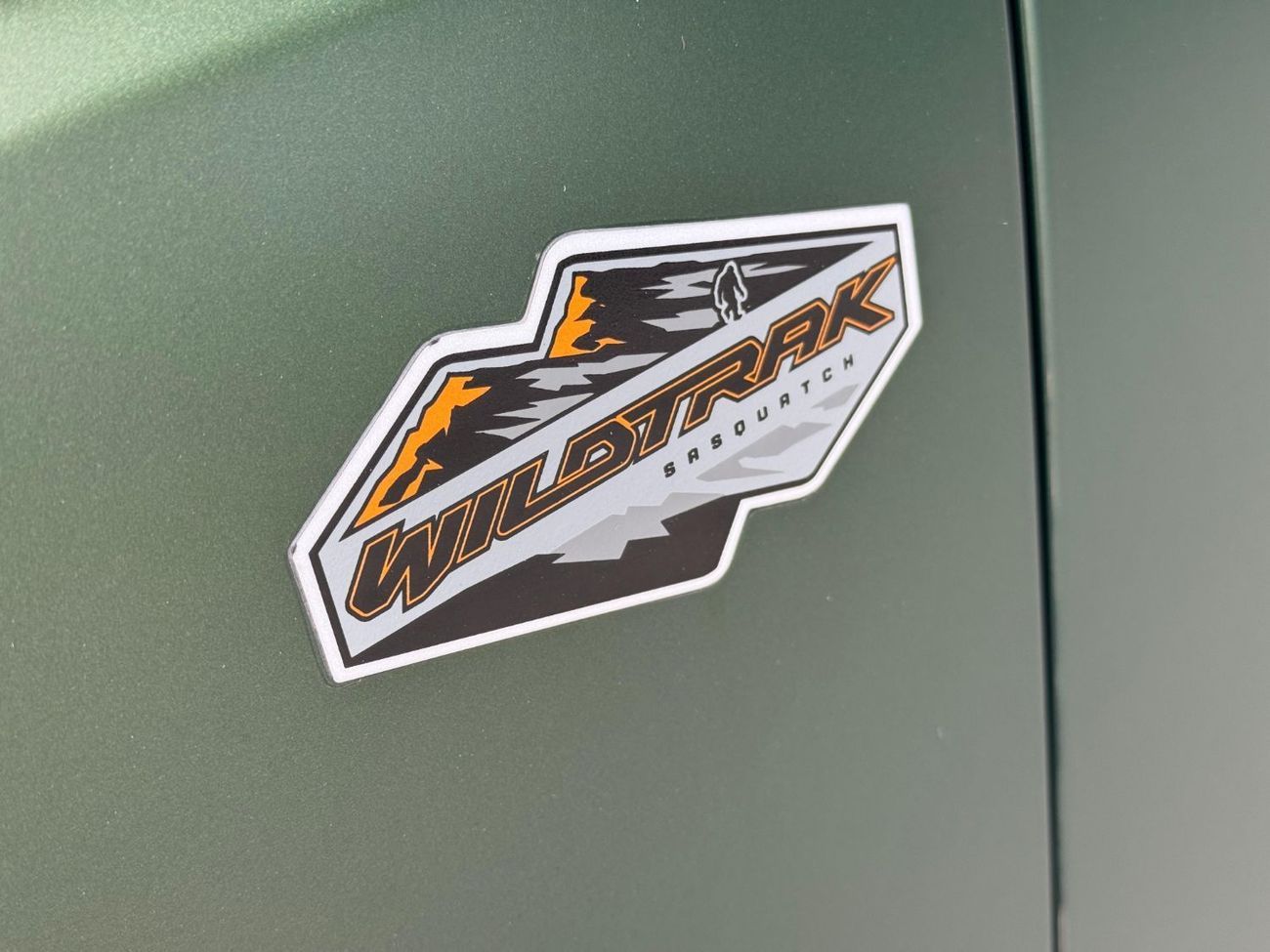 فورد برونكو V6 2.7L TT / WILDTRAK / GCC / كاميرا 360 درجة / ممشى قليل / مجموعة رفع فوكس الأصلية / رادار