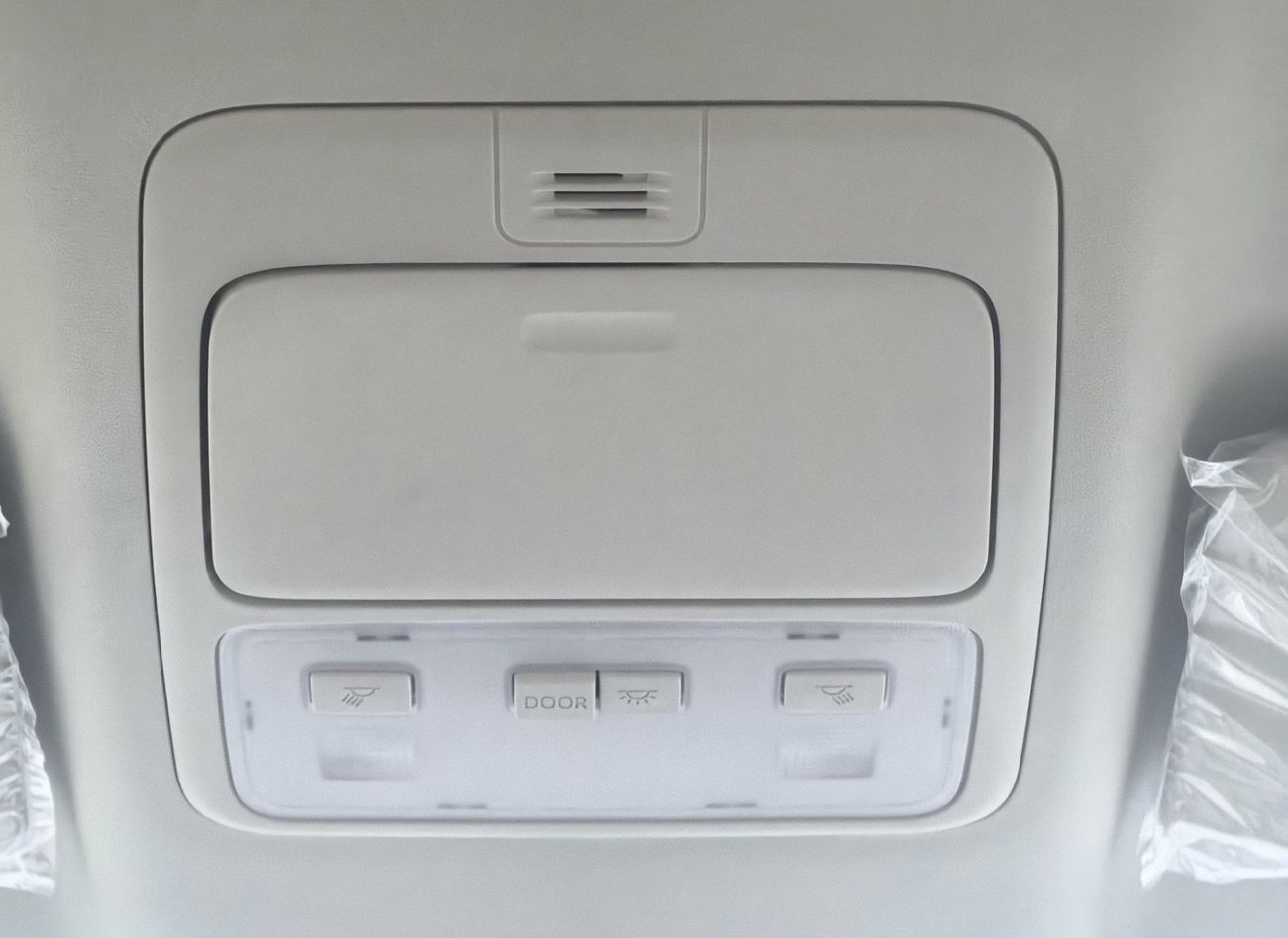 Toyota Hiace GL -High Roof Commuter 3.5L A/T