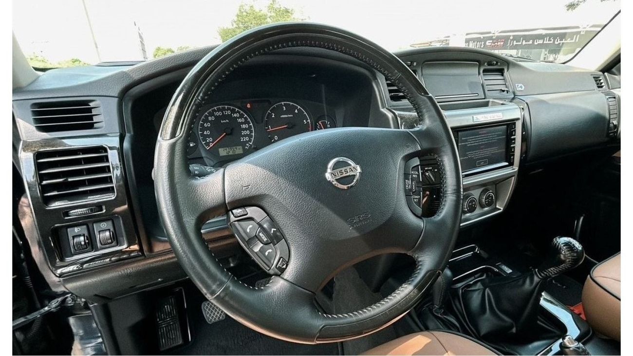 Nissan Patrol NISSAN PATROL SUPER SAFARI M/T 2021 GCC SINGLE OWNER WITH WARRANTY IN MINT CONDITION