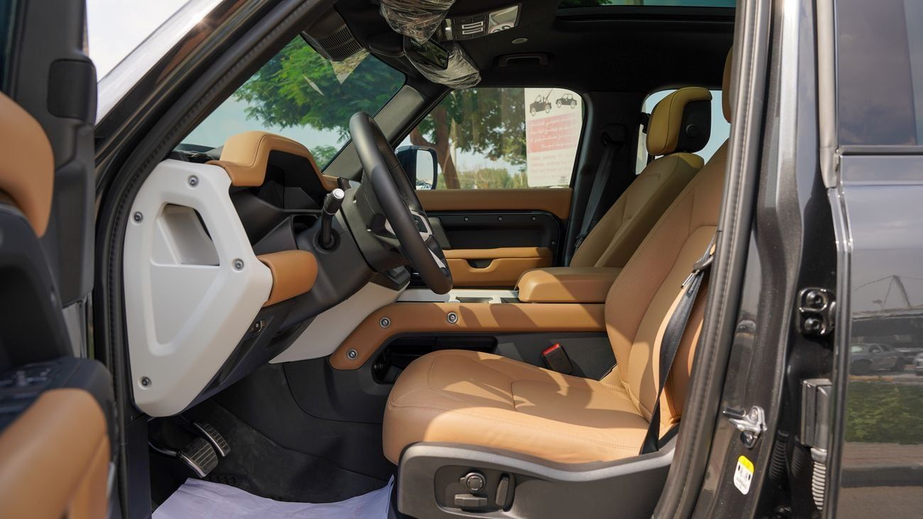 Land Rover Defender P400 110 X-Dynamic HSE 3.0L (5 Seater)