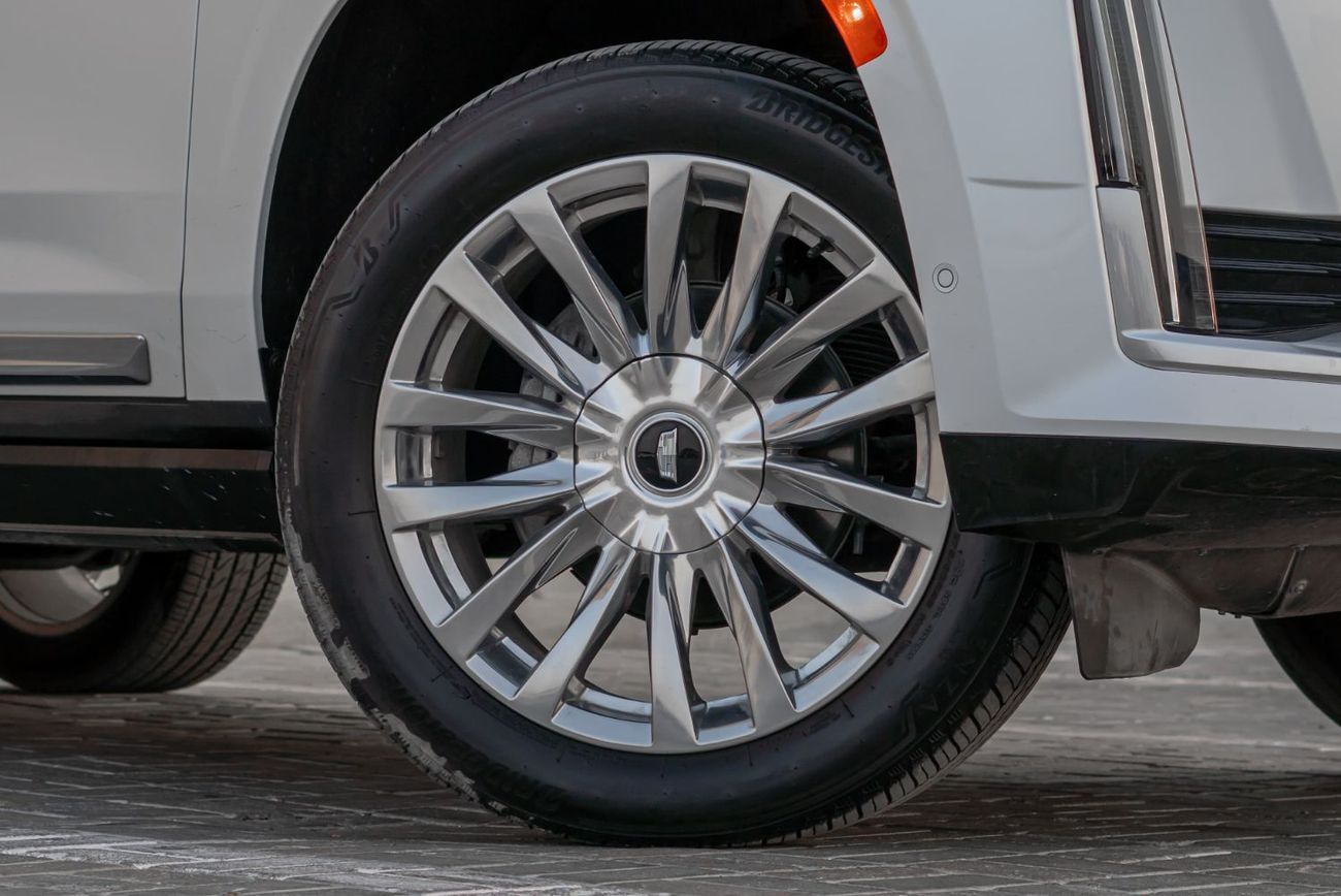 Cadillac Escalade Premium Luxury Platinum 6.2L 4WD