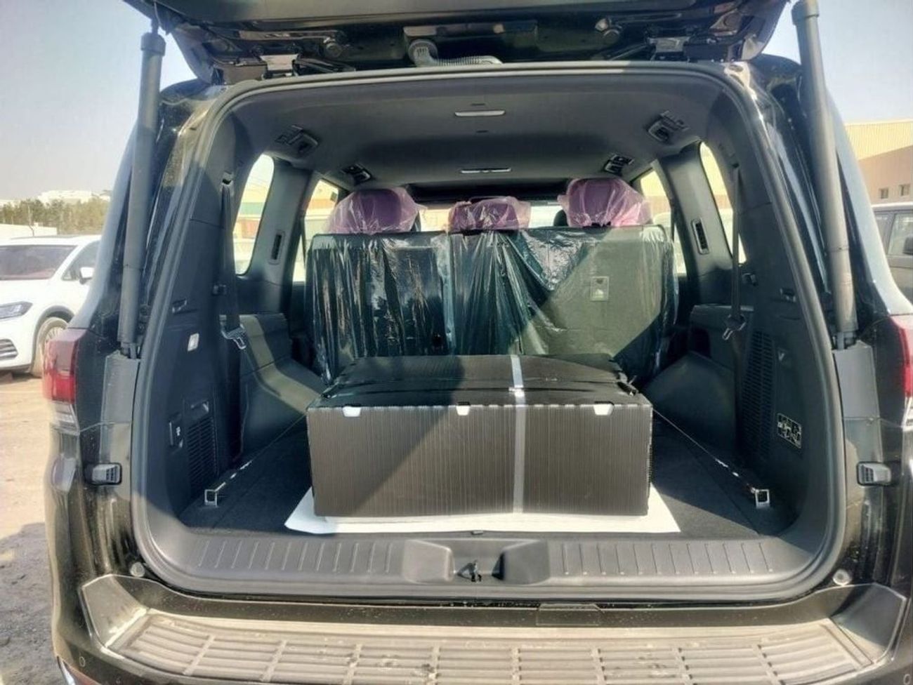 تويوتا لاند كروزر Toyota Land Cruiser VX+ Petrol 3.5L Automatic | 0KM | 03 Years Warranty