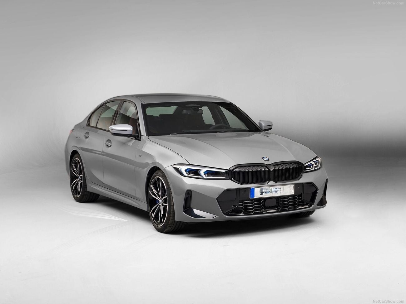 BMW 320i M SPORT