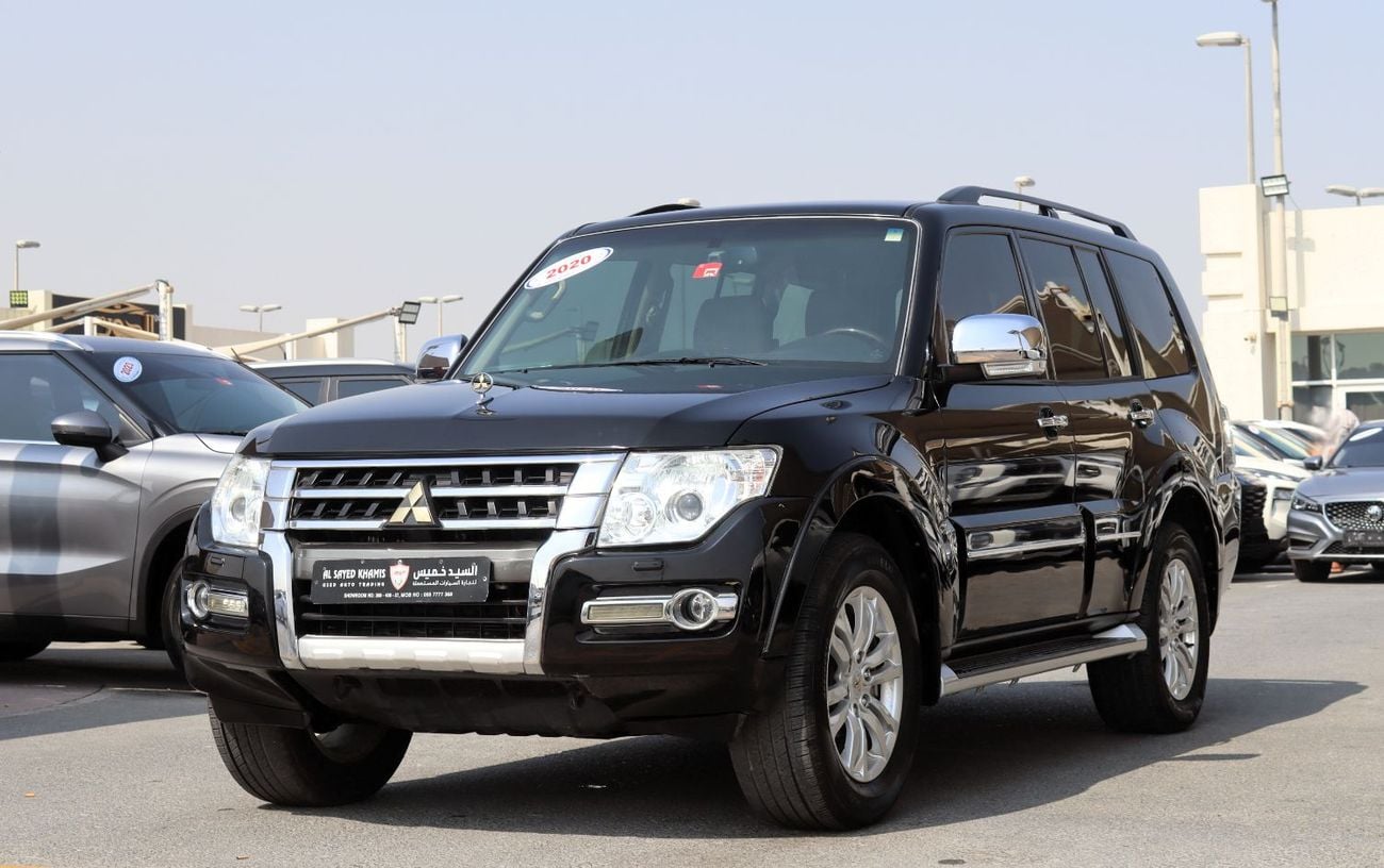 ميتسوبيشي باجيرو GLS H/L ROCKFORD PLATINUM خالية من الحوادث - خليجية - طلاء أصلي - حالة ممتازة من الداخل والخارج - 3800 سي سي - كاملة