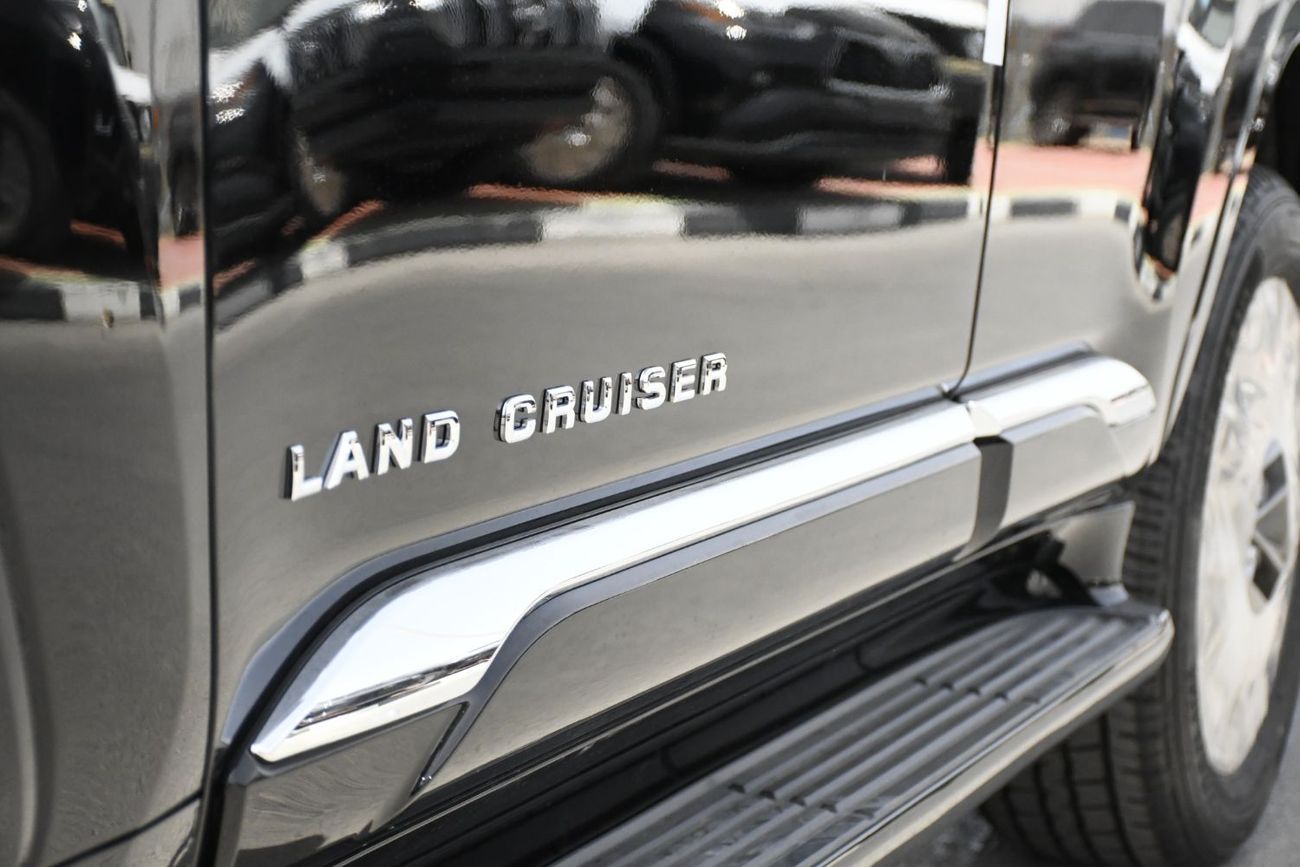 تويوتا لاند كروزر GXR 3.5L V6 Twin Turbo (Ready Stock)