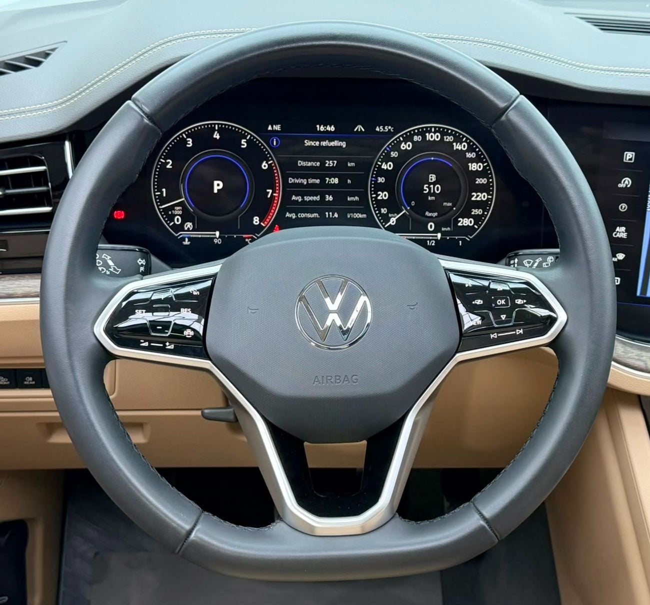 Volkswagen Touareg 2023 Volkswagen Touareg Atmosphere Plus, 2029 VW Warranty + Service Pack, Low Km, Fully Loaded, GCC