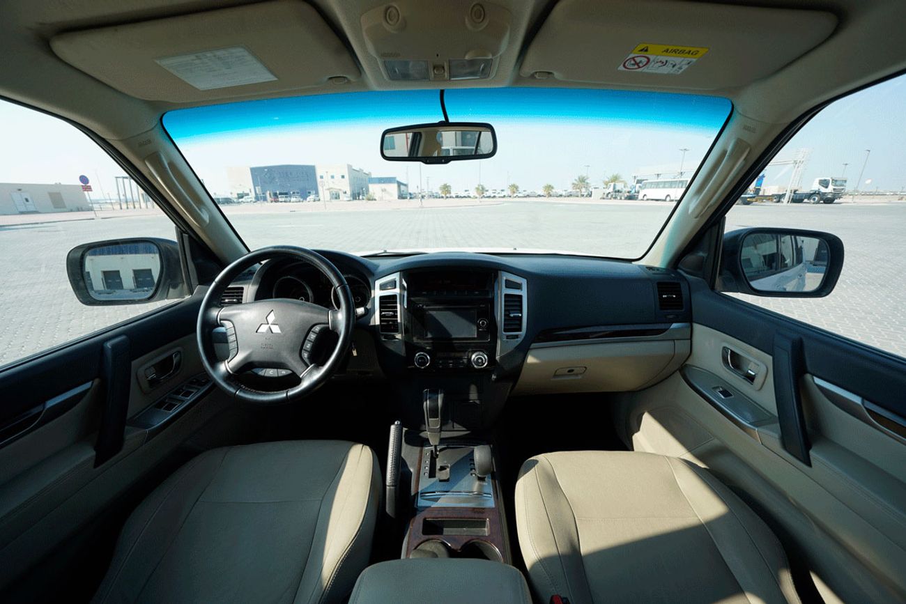 ميتسوبيشي باجيرو GLS 3.8L, Petrol, Automatic, MY 2017