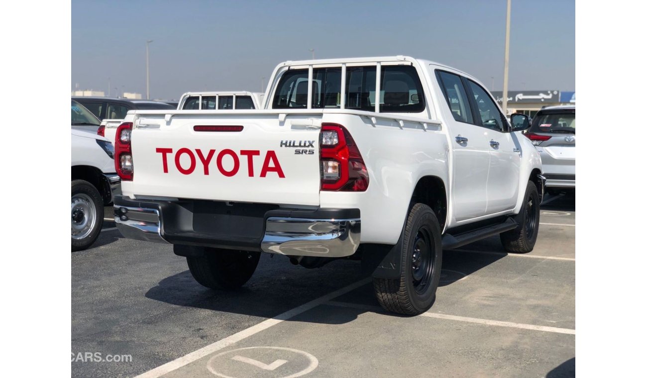 تويوتا هيلوكس TOYOTA HILUX 2.4L 4X4 DC DSL MT POWER WINDOW