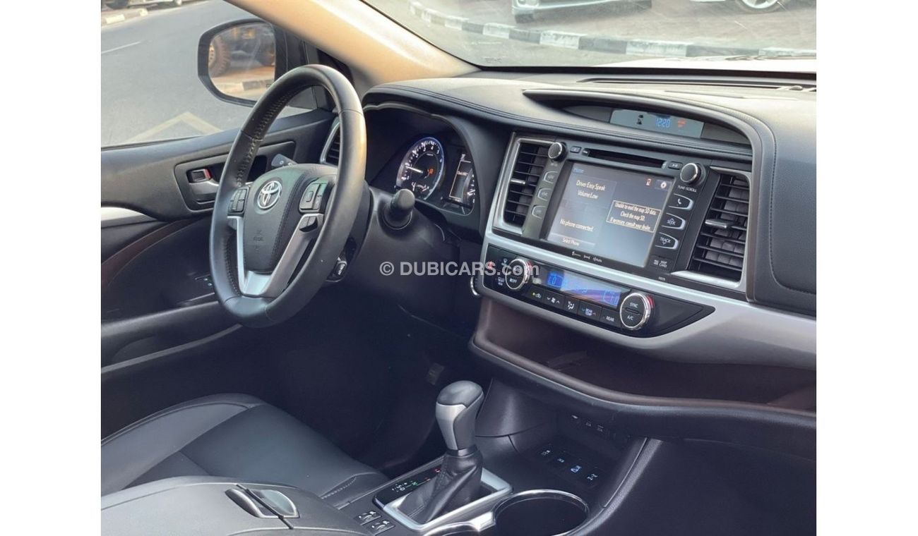 Toyota Highlander 2018 Toyota Highlander XLE AWD / EXPORT ONLY / فقط للتصدير