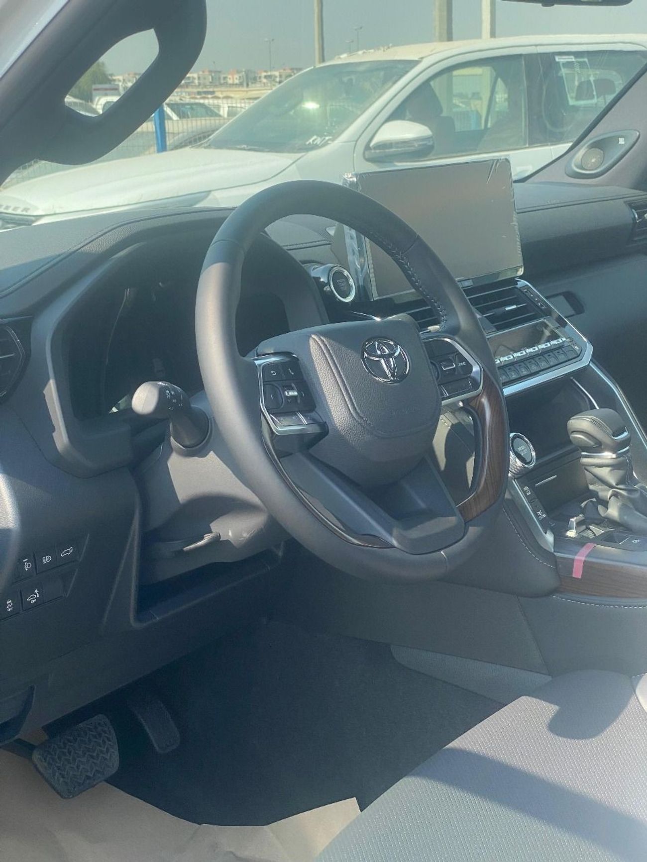 Toyota Land Cruiser TOYOTA LAND CRUISER LC300 GXR 3.5 2025