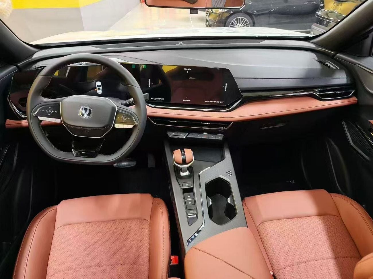 تشنجان x5 بلس 2026 Changan X5 Plus Pioneer 1.5L Turbo 4-Cyl Petrol 7-Speed DCT FWD (China-Spec) Export Only