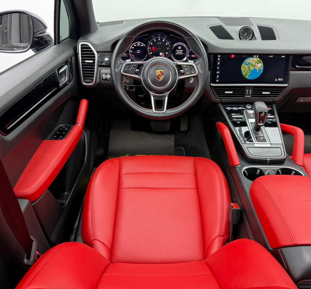 Porsche Cayenne Std 3.0L (340 HP) 2019 Porsche Cayenne, Warranty, Full Service History, Excellent Condition, GCC