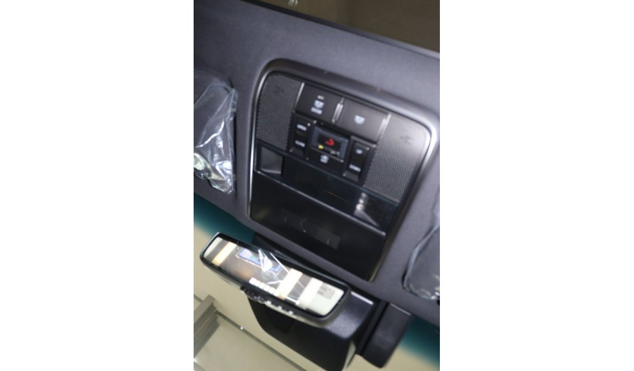 Lexus LX600 2023 Signature 10 speakers Full option GCC for Local and export