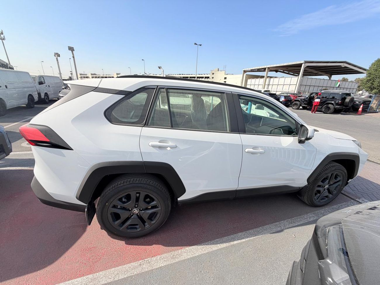 تويوتا راف ٤ 2.5L Adventure