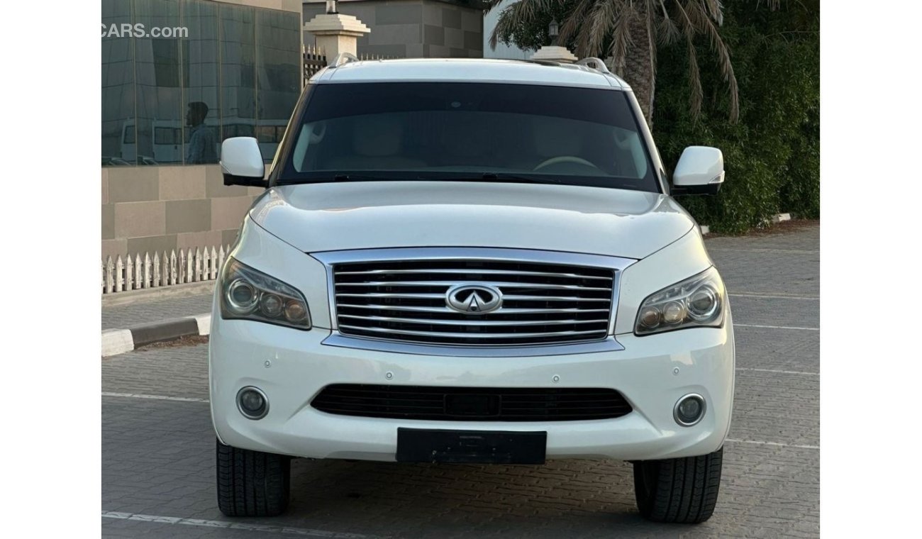 إنفينيتي QX80 لاكجري