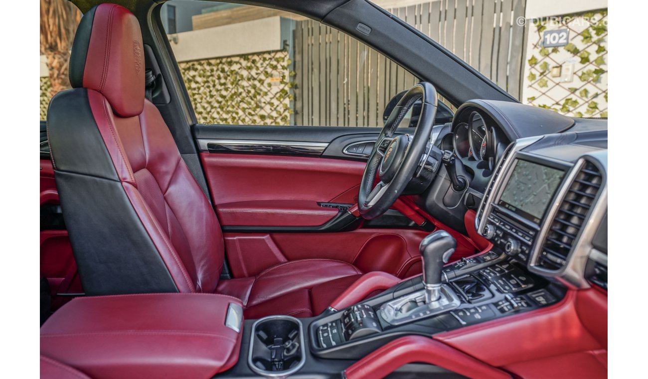 Porsche Cayenne | 2,722 P.M | 0% Downpayment | Full Option | Immaculate Condition!