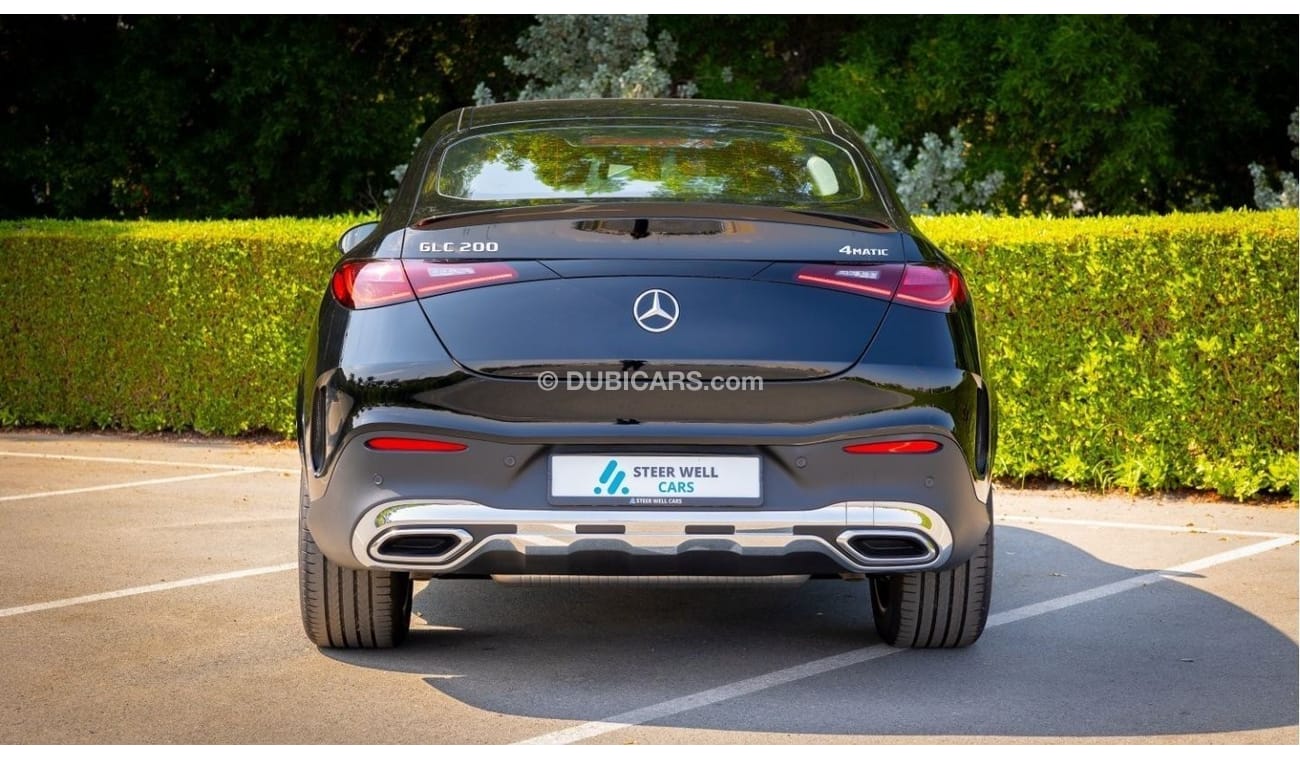 Mercedes-Benz GLC 200 2024 Premium - Coupe AMG Line 2.0L 4 MATIC - AWD - GCC with 5 Years Warranty - Book Now
