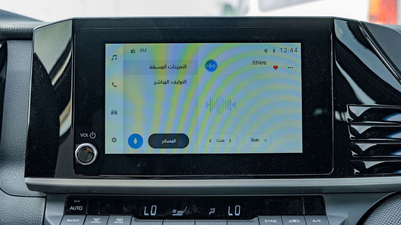 تويوتا كامري 2026 Toyota Camry 2.5L LE Hybrid with panorama roof AT