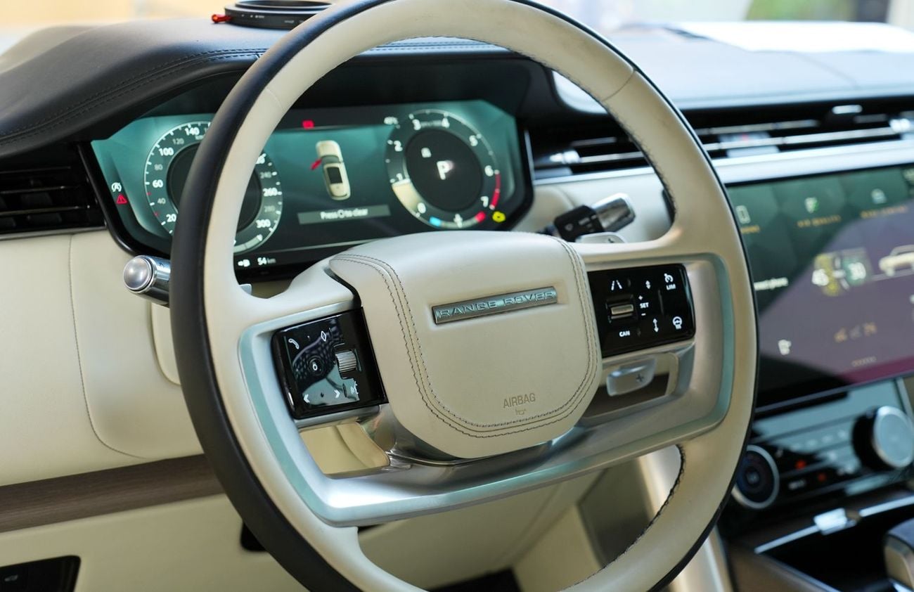 Land Rover Range Rover FIRST EDITION P530 (Batumi Gold)