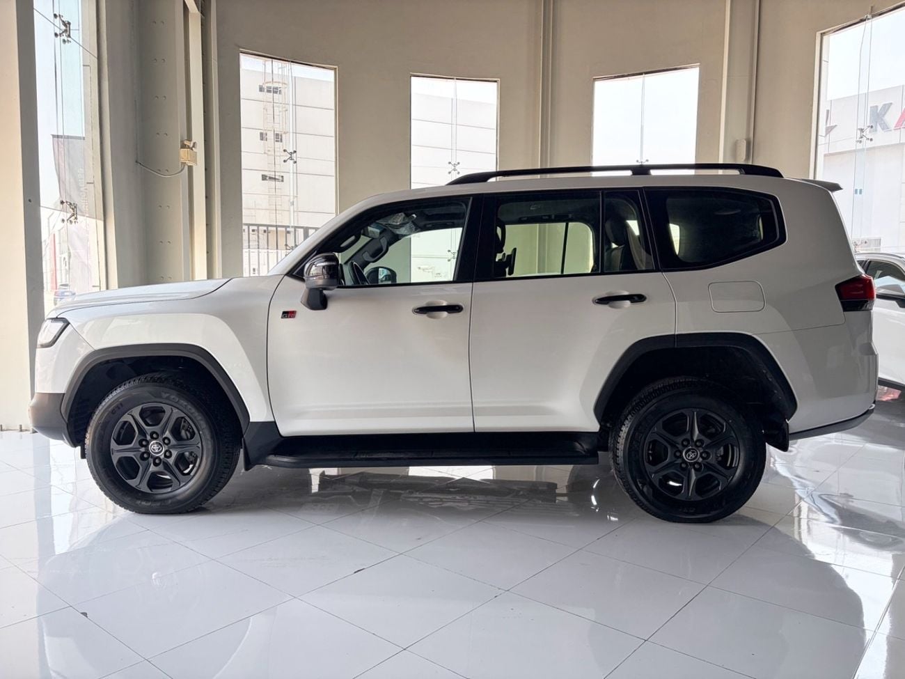 Toyota Land Cruiser Toyota LC300 GRS