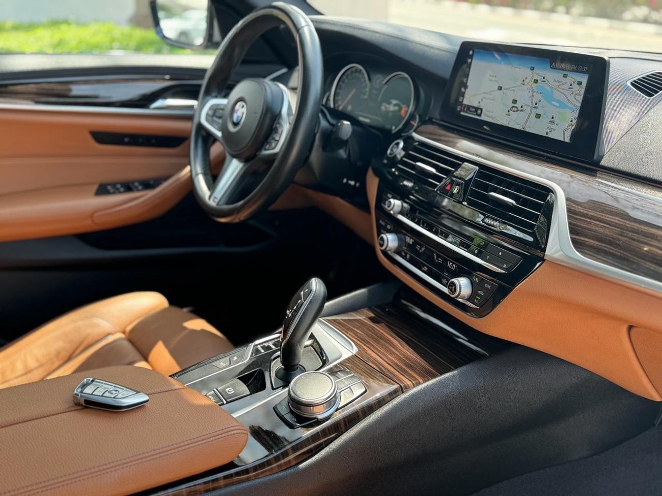 BMW 530i M Sport BMW 530I SPORT LINE 2017 M KIT GCC FULL SERVICE HISTORY-2 KEY