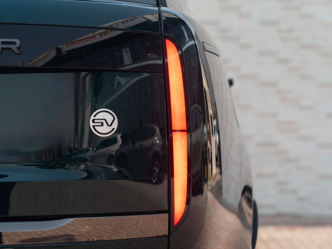 لاند روفر رينج روفر SV LWB P530 TOP OPTION