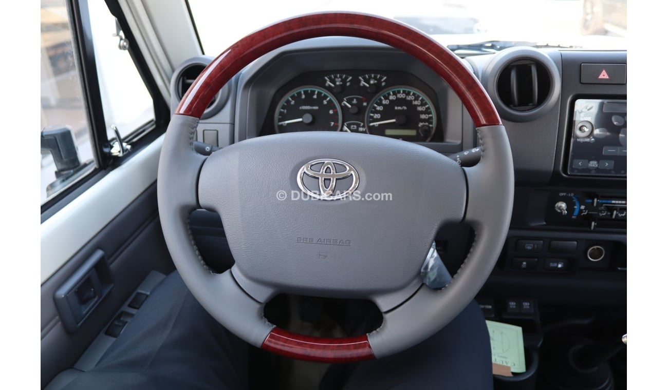 Toyota Land Cruiser 70 2023 LAND CRUISER GRJ 78 HARD TOP 4.0 V6
