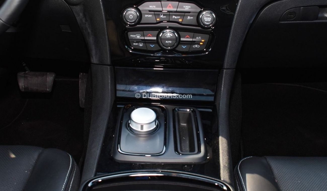 Chrysler 300s Chrysler 300S / 2022 / GCC / V6 / Brand New / Under Warranty