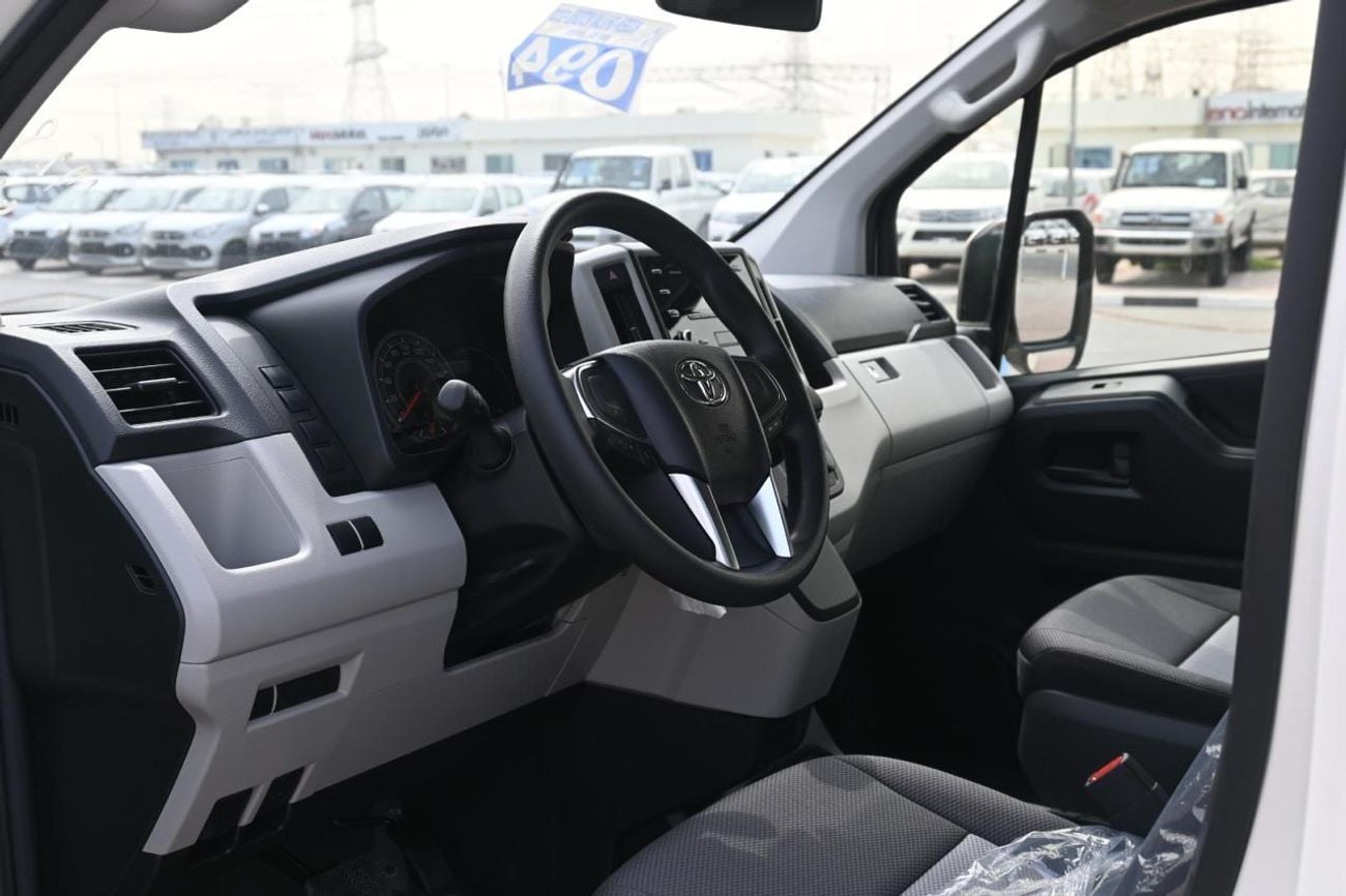 Toyota Hiace GL -High Roof Commuter 3.5L A/T