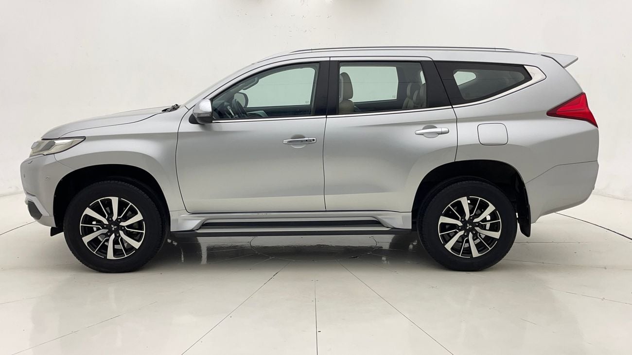 ميتسوبيشي مونتيرو سبورت GLS PREMIUM 3 | بدون دفعة مقدمة | اختبار القيادة في المنزل