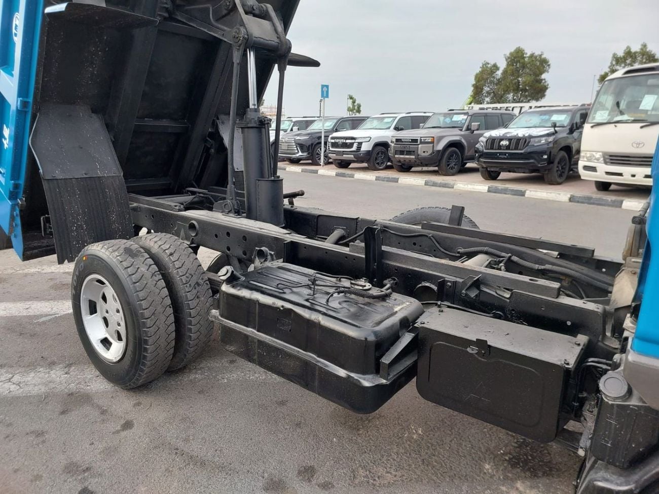 Mitsubishi Fuso Canter (RAMADAN OFFER) MITSUBISHI CANTER TRUCK RHD 1994 MODEL 4.6 L DIESEL MANUAL(PM00885)