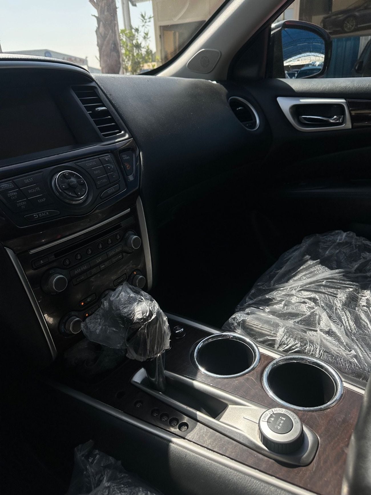 Nissan Pathfinder Platinum 3.5L