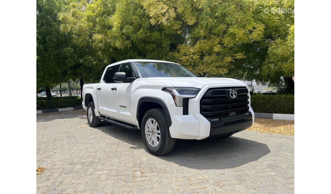 Toyota Tundra 4X4 SR5 Crewmax 2022