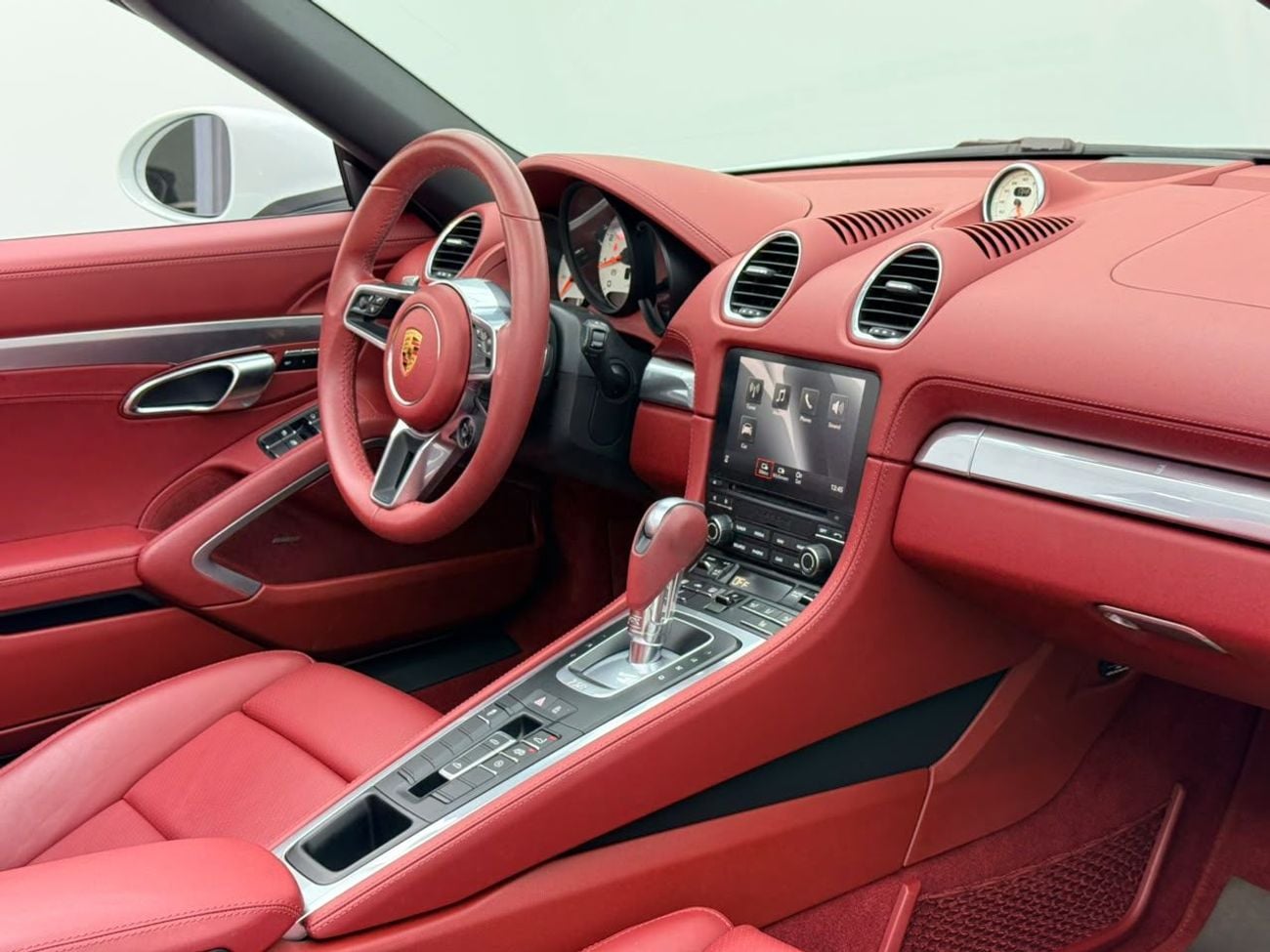 Porsche 718 Boxster STANDARD 2021 Porsche 718 Boxster, Warranty, Full Porsche Service History, Sport Chrono Package, GCC