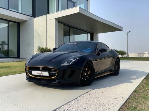 Jaguar F-TYPE S 3.0L Coupe F-TYPE SUPERCHARGED | 3.0L V6 – 340 BHP | 2015 | EUROPEAN SPECS | CREDIT CARD PAYMENTS