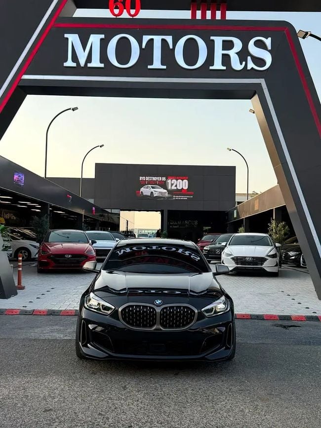 BMW 135i xDrive Korean Specs Performance Hatchback, миниатюра 19