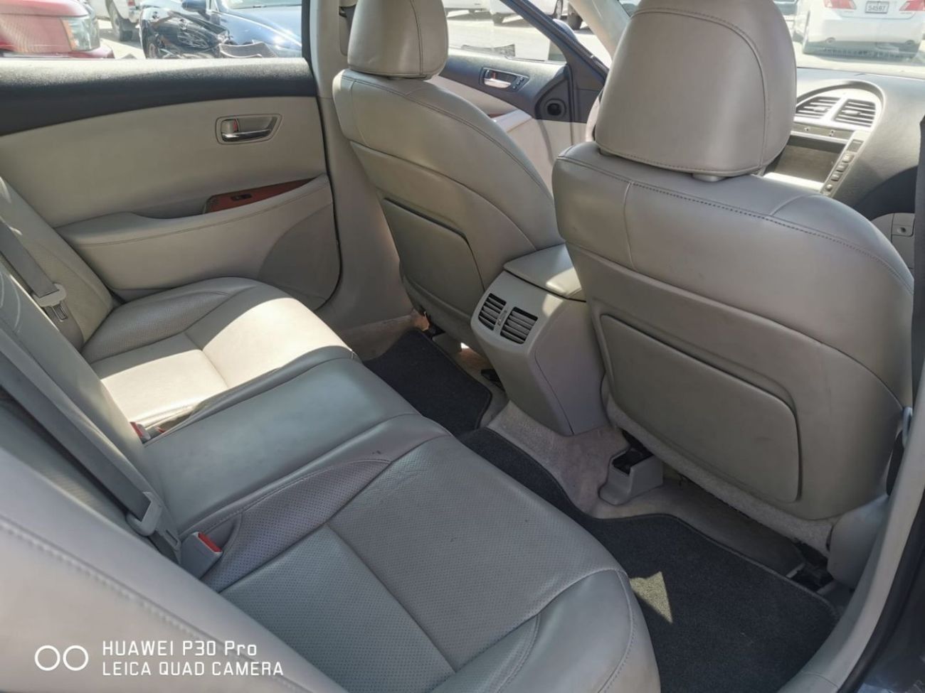 Lexus ES350 in excellent condition and requires no expenses