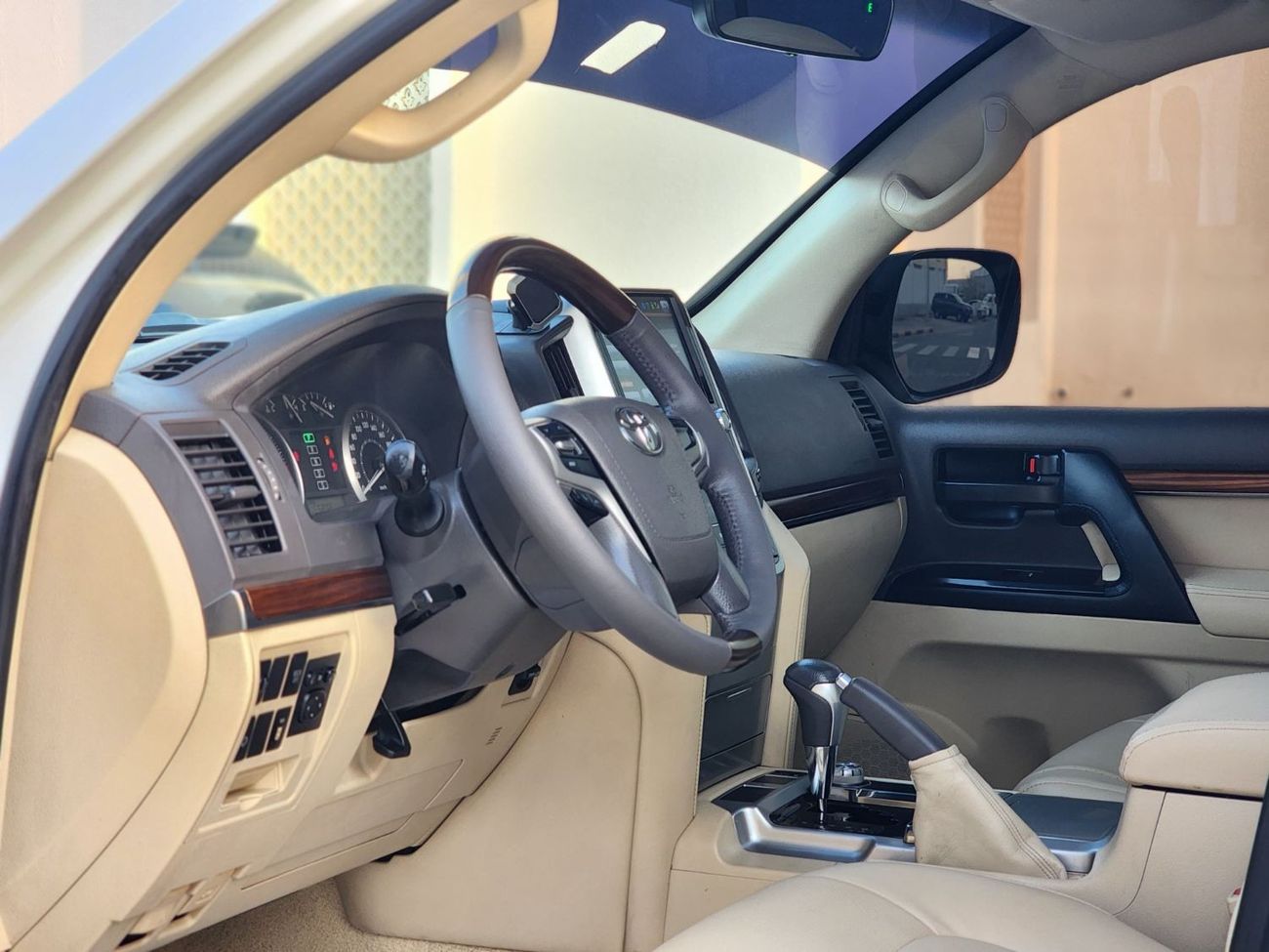 Toyota Land Cruiser GXR