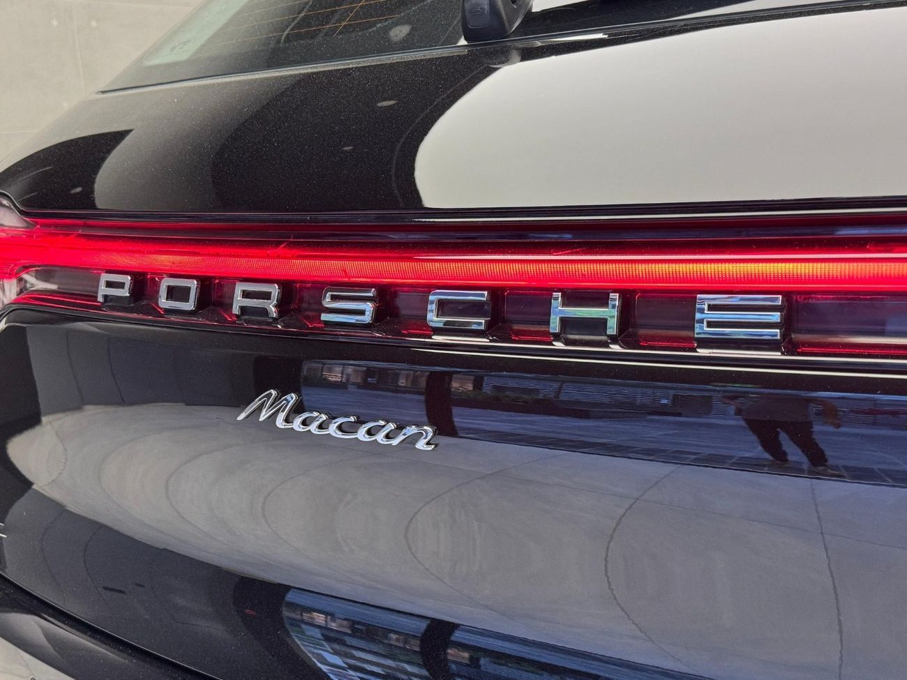 Porsche Macan Std 2.0L (260 HP)