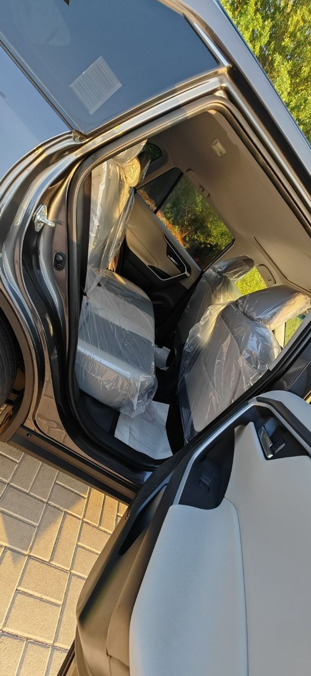 Toyota RAV4 XLE 2.0L