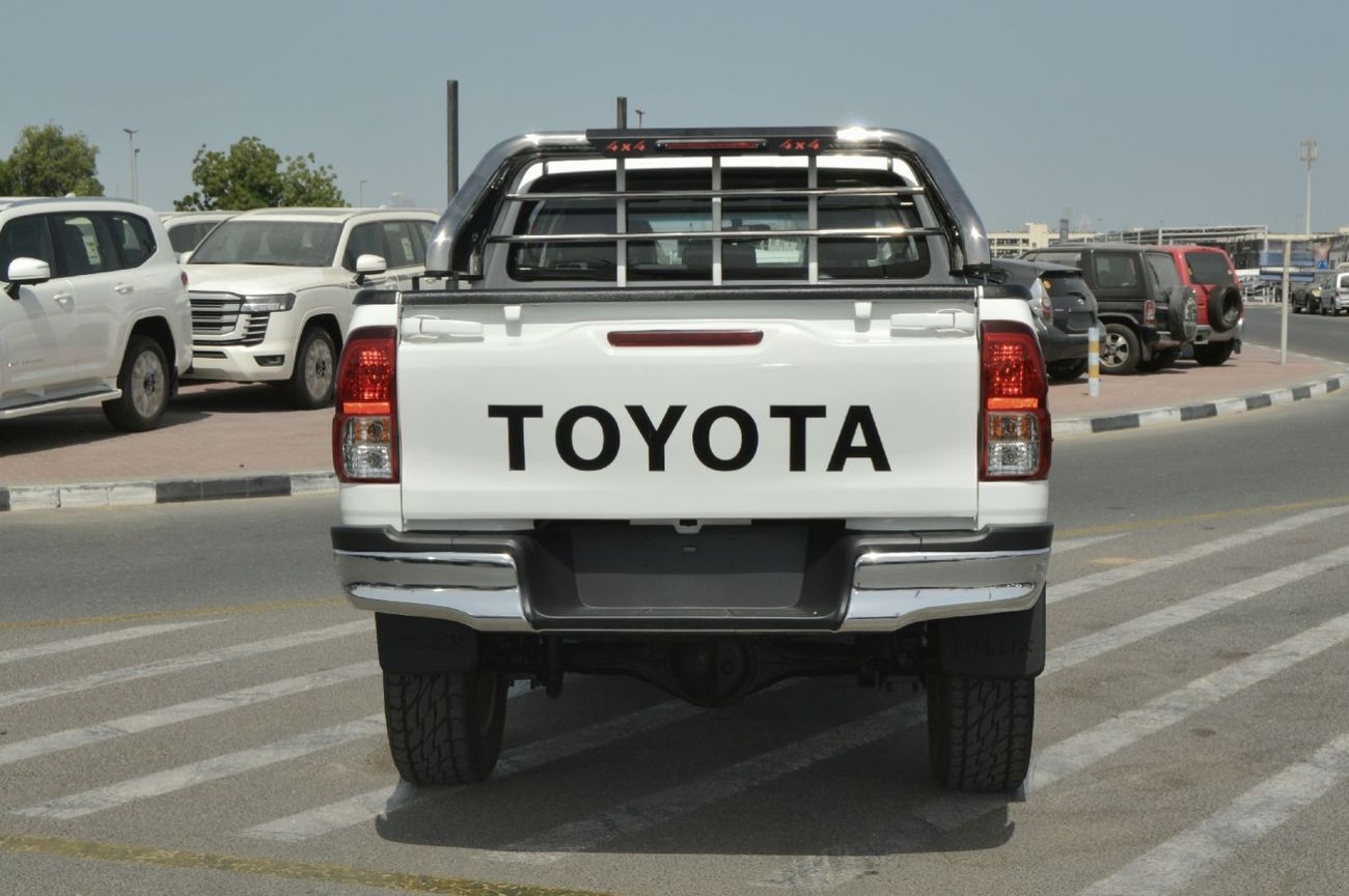 Toyota Hilux Double cabin 2.8L, perfect inside and outside