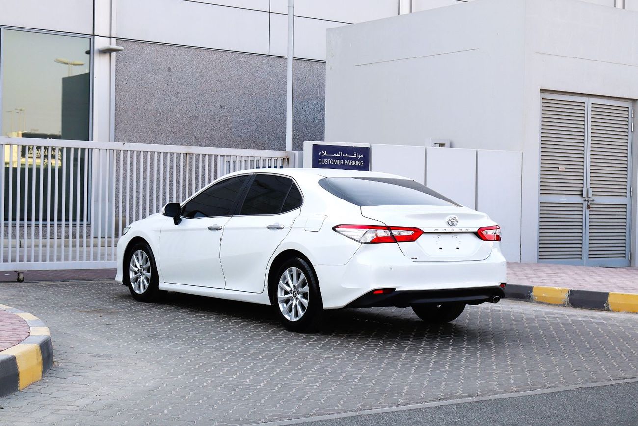 تويوتا كامري SE 2.5L (181 HP)