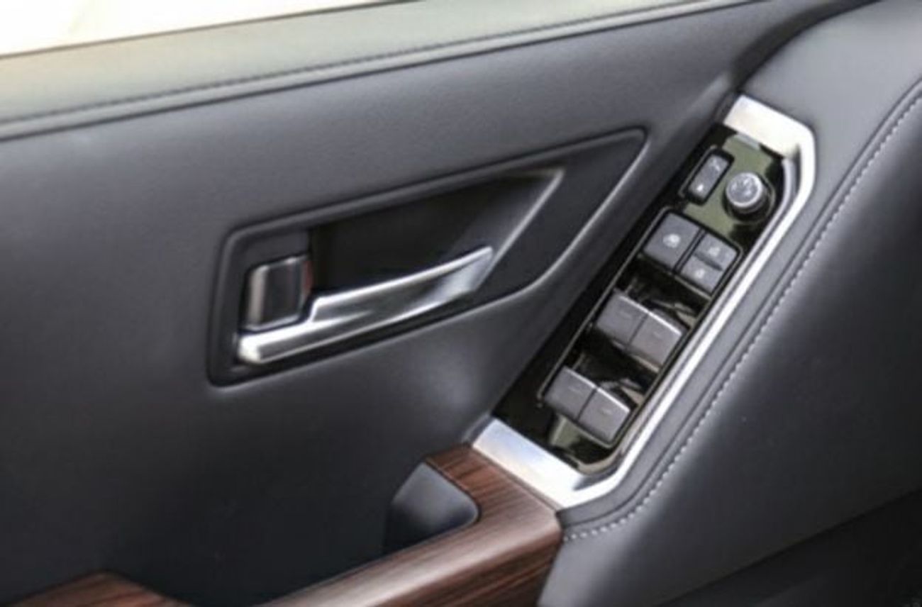 تويوتا لاند كروزر GXR 3.5L