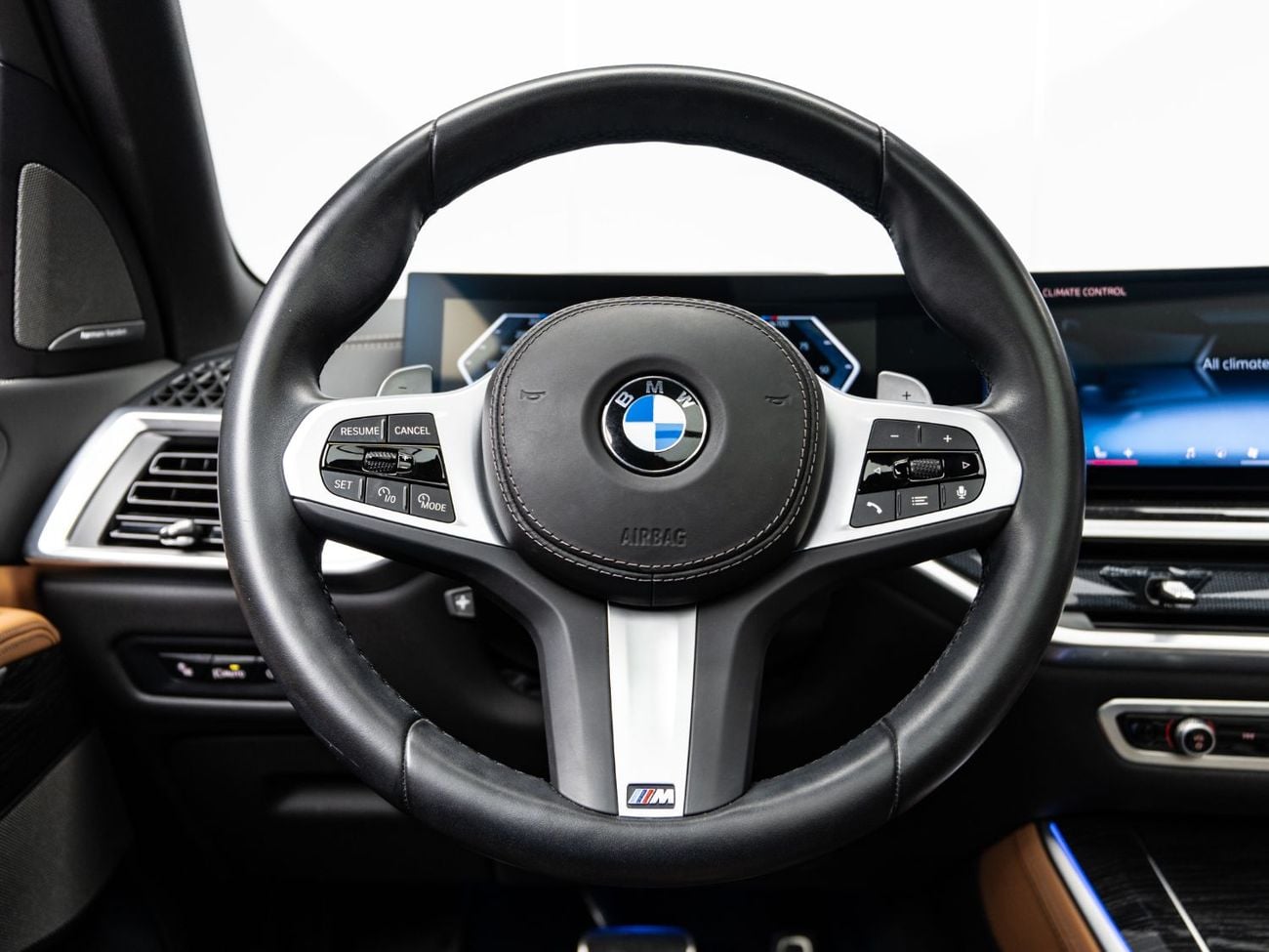 BMW X5 XDRIVE40i M SPORT PRO BUY NOW, PAY 2027 | THE BLACKLINE STANDARD | August 2029 Warranty + Service Contract, GCC