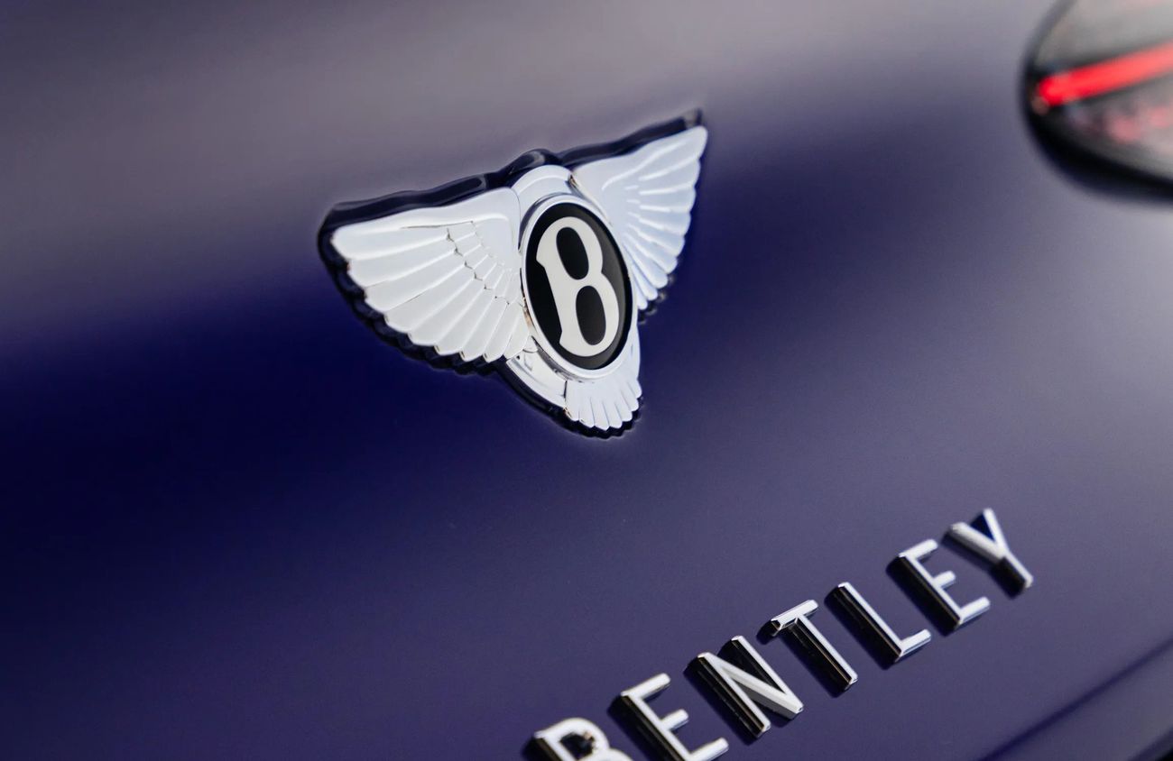 بنتلي كونتيننتال 4.0 V8 TFSi Engine + eMotors