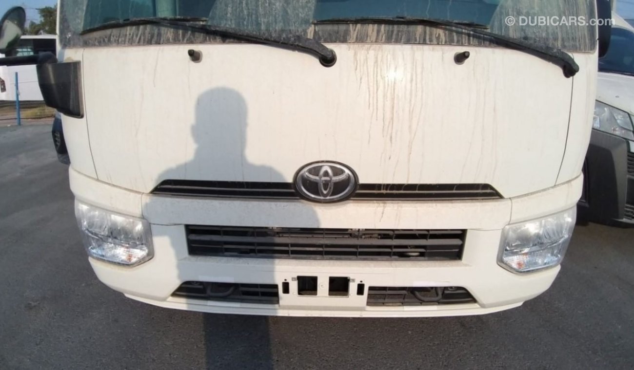 Toyota Coaster toyota coaster 2024 4.2l 23 set     v6