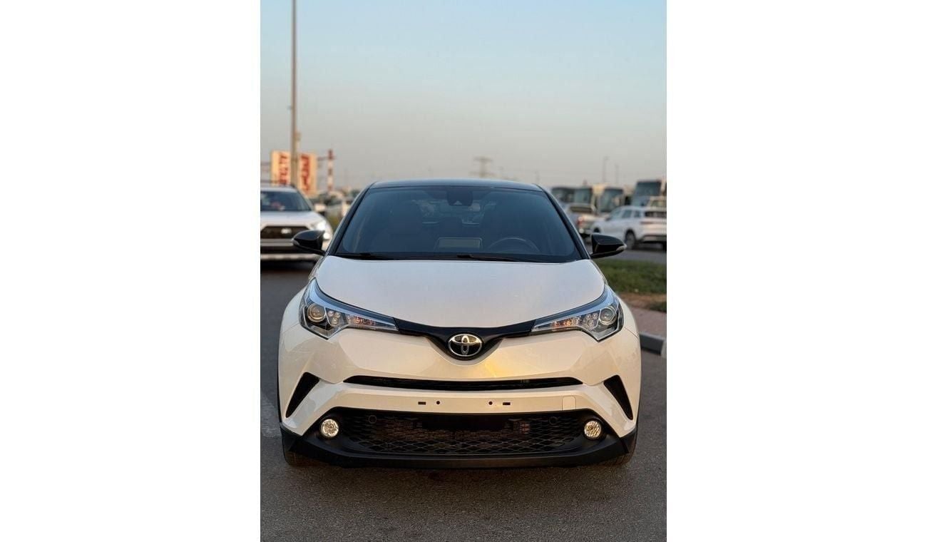 Toyota CHR TOYOTA C-HR XLE full option