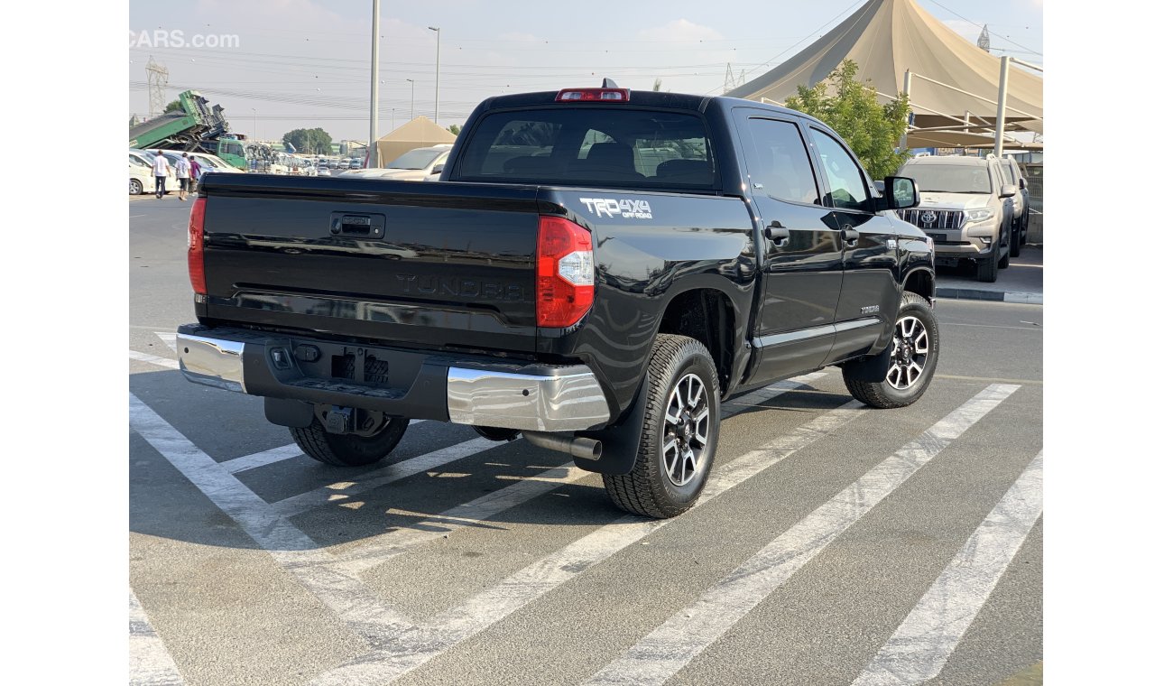 Toyota Tundra TRD OFFROAD  2021 5.7 L