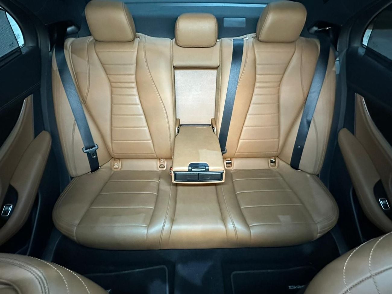 مرسيدس بنز E300 3.0L