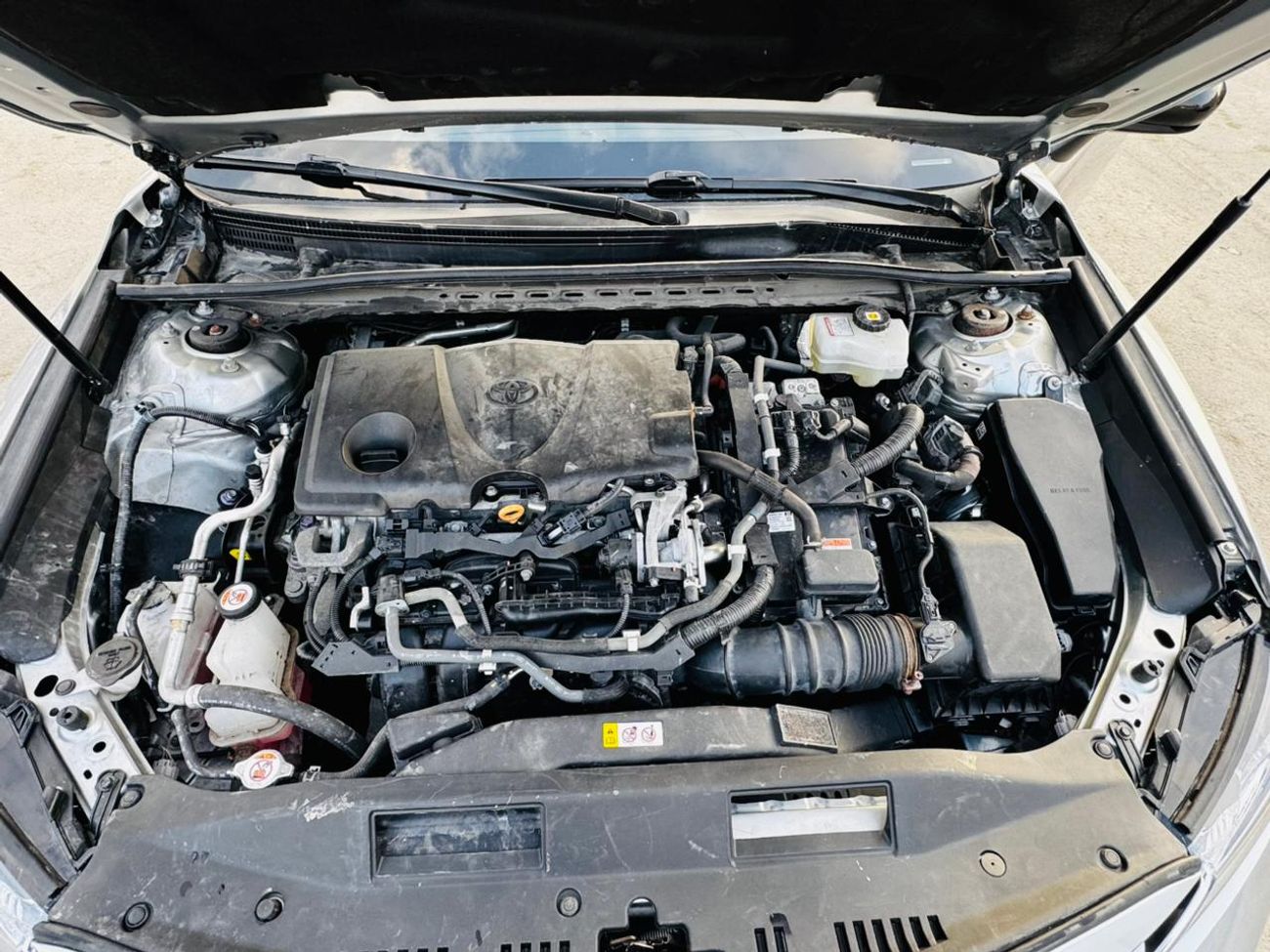 تويوتا كامري LE 2.5L (215 HP)